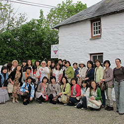 Pontbrendu shop visitors Pontbrendu shop touring party